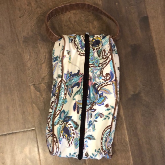 PUTU by J. MacLear Handbags - PUTU by J. MacLear cosmetic toiletry bag